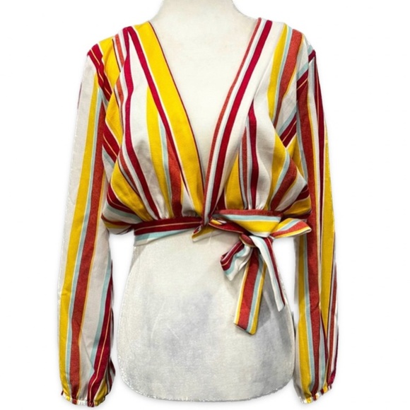La Dresscode Tops - La Dresscode Cropped Tie Up Top